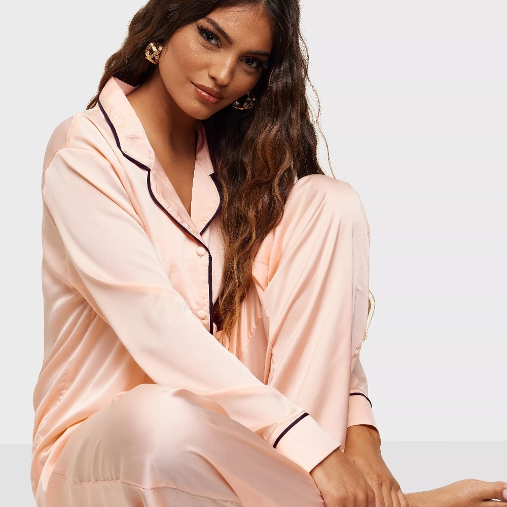 Bluebella Abigail Long Satin PJ Set - XS
